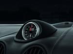Porsche Cayman R 2011 года